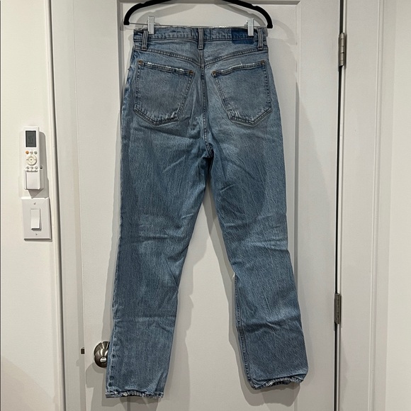 Abercrombie & Fitch Distressed High Rise Straight Leg Jeans - Picture 6 of 7